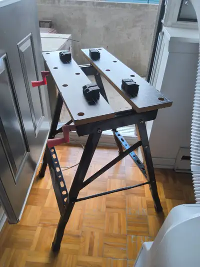 Établi portatif en métal & bois neuf avec mesure sur surface., View more