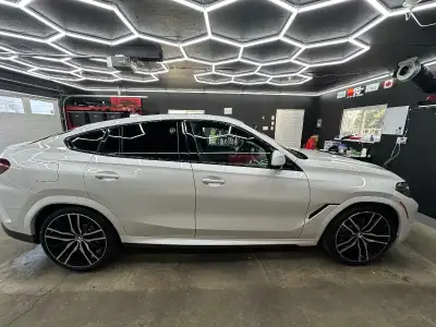 2020 BMW X6 xDrive40i Sports Activity Vehicle Luxury, performance, and comfort all wrapped into one...