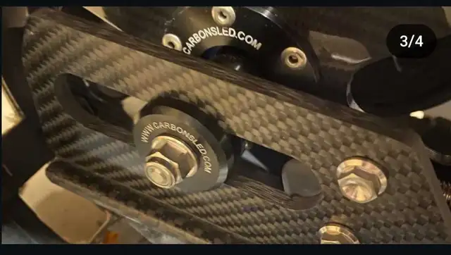 2012 Skidoo summit XP 800 parts sled - Carbon sled skid, fox s in Snowmobiles in Strathcona County - Image 5