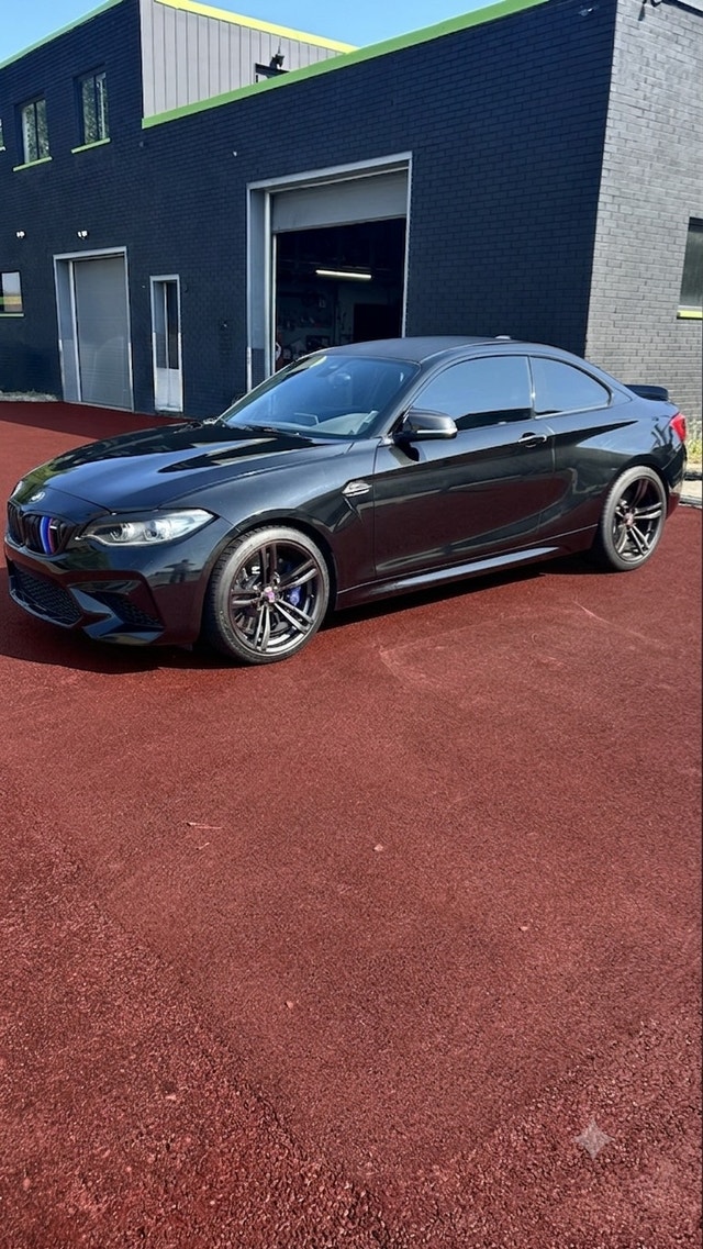 2018 BMW M2 — photo 3