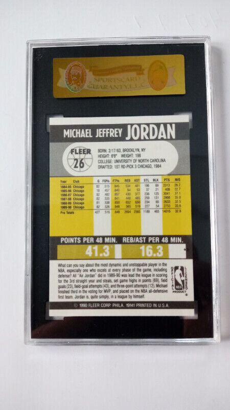 Graded 1990 MICHAEL JORDAN HOF FLEER #26 SGC 98 GEM card Bulls in Arts & Collectibles in St. Catharines - Image 3