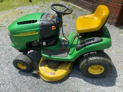 John Deere L100, View more