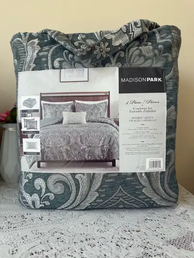 4 Pieces Comforter Set: NEW in packaging, View more