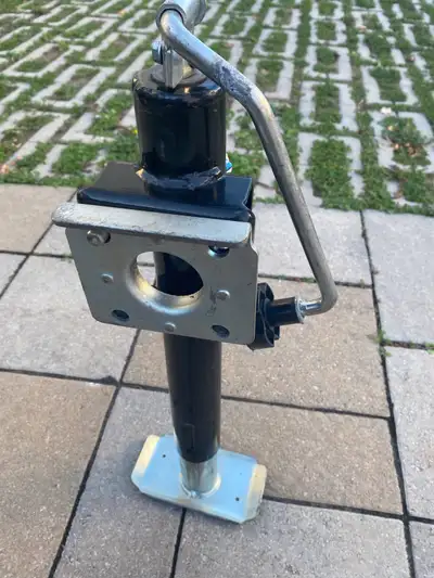 Trailer jack 2000 pounds, never used