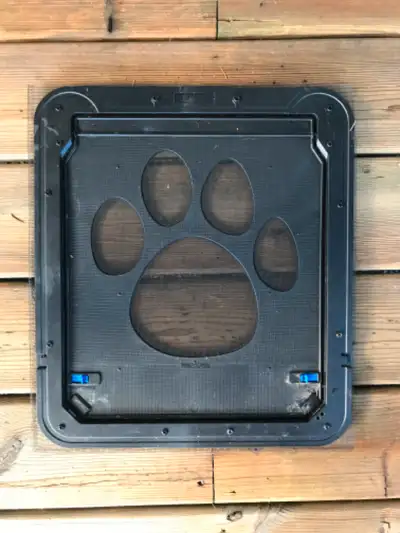 Pet Screen Door, Magnetic Flap Screen Automatic Lockable Black Door for Small Dog and Cat Gate 11.31...