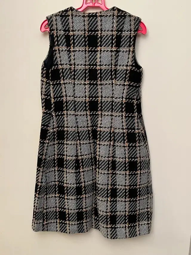 Plaid Sleeveless Dress in Women's - Dresses & Skirts in Delta/Surrey/Langley - Image 3