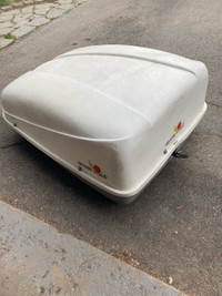 Car Carrier: Roof Top, Hard Shell  - Large, Lockable $150