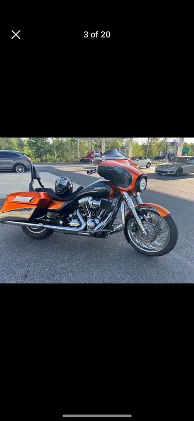 Harley flhtc 2010 Pneus et frein neuf En très bonne état
