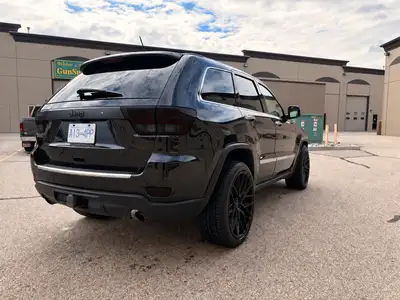 5.7L HEMI Jeep Grand Cherokee – Fully Loaded Selling my Jeep Grand Cherokee with the 5.7L HEMI V8. T...