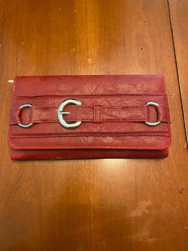 Ladies Wallet in Women's - Bags & Wallets in Kitchener / Waterloo - Image 2
