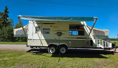 Well-maintained and ready to go! This 2005 Starcraft Travel Star trailer is clean, reliable, and eve...