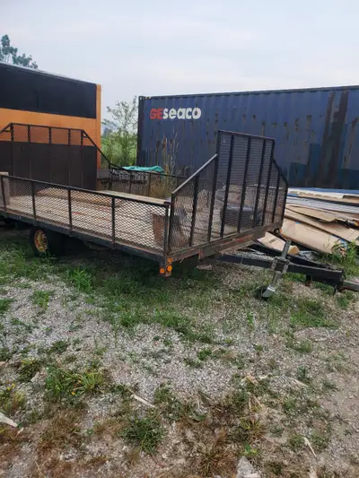 8x12 utility trailer single axel now. previous owner removed an axel and i never need the extra weig...