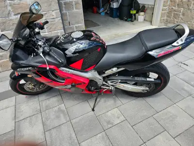 I am selling my 2004 CBR 600 F4I. Mature rider. Owned it for about 8 years. No time to ride. Tune up...