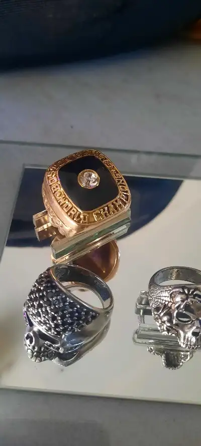 Bobby Orr ring, View more