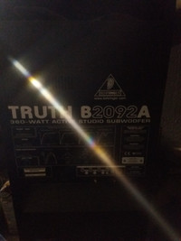 Truth b2092A beringer studio sub