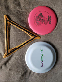 All 3 frisbees: disc golf, triangular, regular