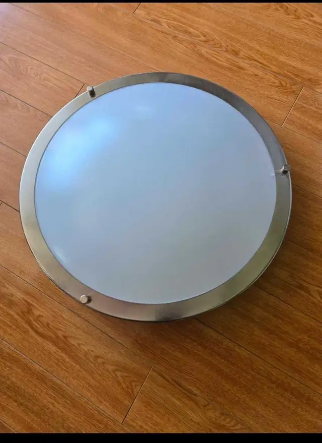 NOMA Flush Mount Light in Indoor Lighting & Fans in Mississauga / Peel Region - Image 8