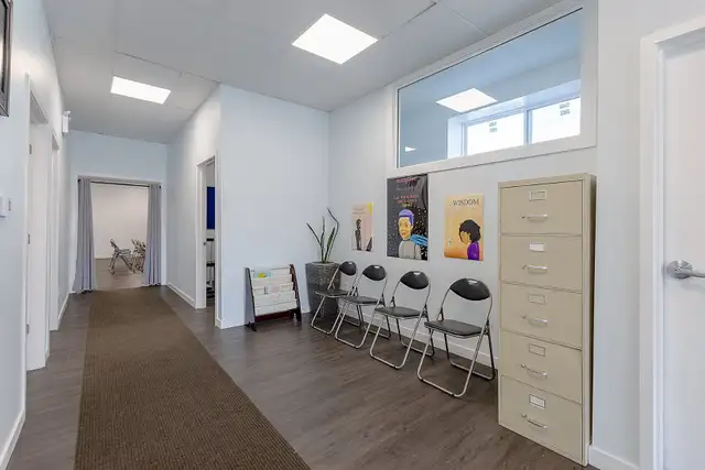 Private Office For Rent in Commercial & Office Space for Rent in Oshawa / Durham Region - Image 4
