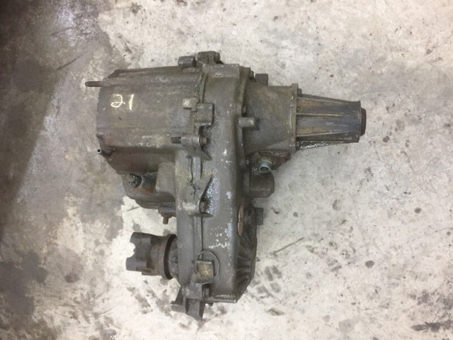 TRANSFER CASE POUR JEEP YJ dans Transmission et train roulant  à Sherbrooke