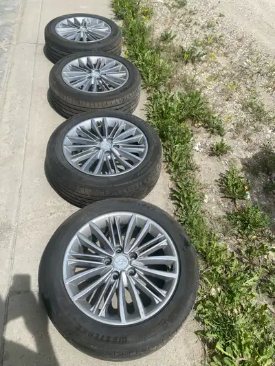 Wheels for sale bolt pattern 5x115 size 215 55r 17