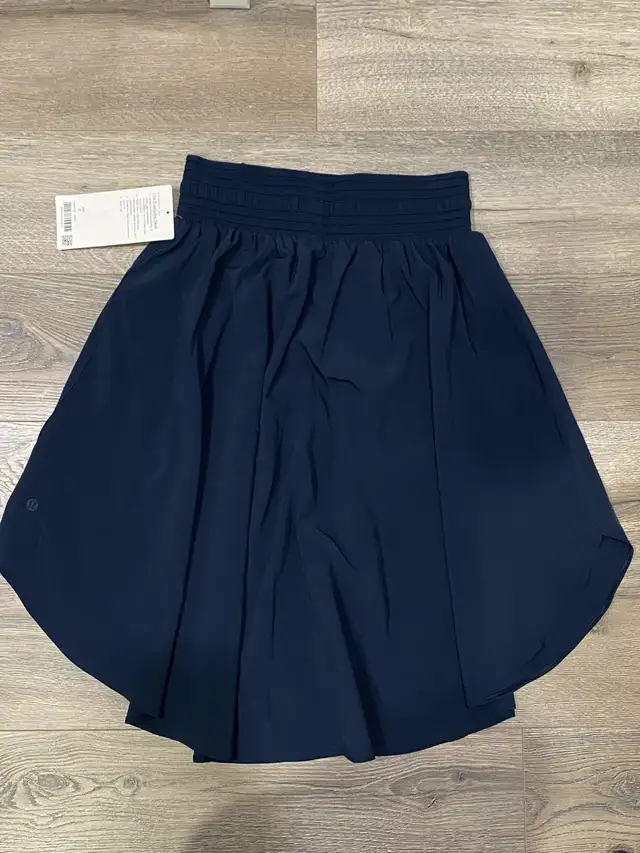 Lululemon The Everyday Skirt Brand New W/ Tags in Women's - Bottoms in Markham / York Region - Image 6