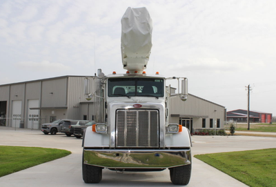 2016 Peterbilt 365 - Manual transmission - Diesel engine - 8x6 Terex TM125 - Insulated - 125 ft work...