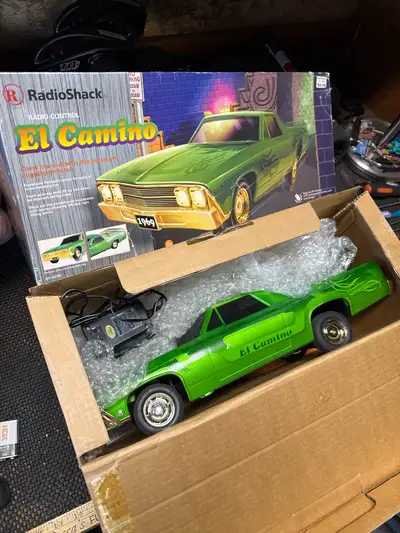 Full kit. Remote. Battery. Charger. Manuals. Box. Tamiya battery and charger plug Traxxas aarma redc...
