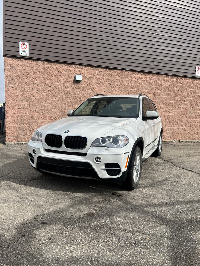  Pristine 2013 BMW X5 with Low Mileage - Fully Inspected in Cars & Trucks in Calgary