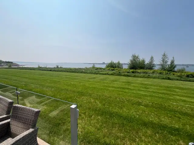  Move-In Ready Apartment in Prime PEI Location! Shorefront ✨ in Long Term Rentals in Charlottetown - Image 7