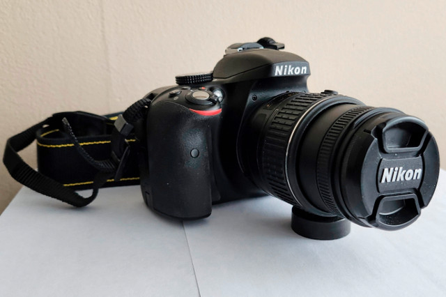 NIKON D 3300 in Cameras & Camcorders in St. Catharines