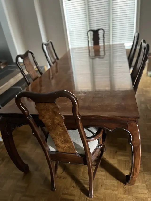 Dining Table, 6 Chairs and Cabinet in Hutches & Display Cabinets in Markham / York Region - Image 2