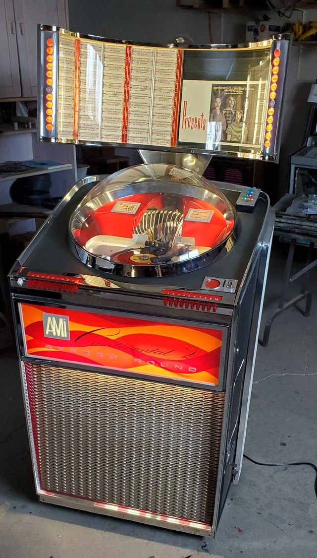 1962 Continental 2 jukebox in Arts & Collectibles in Edmonton