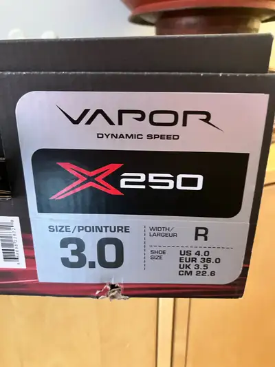 New! Bauer Vapor x250 skates size 3, View more