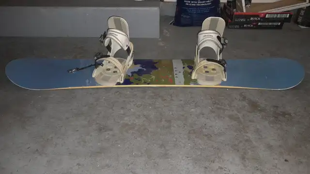 BURTON SNOWBOARD WITH BINDINGS AND SAFETY STRAP | Snowboard | St ...