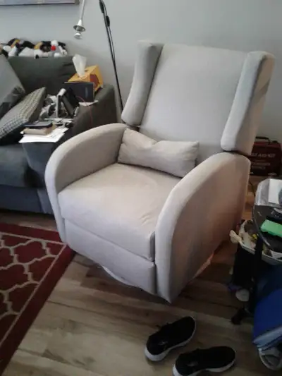 Swivel,USB port on side,Electric Lazy Boy recliner , View more