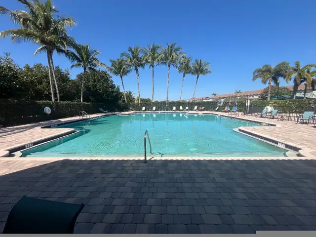 Maison de ville Floride in Florida in Canada - Image 3