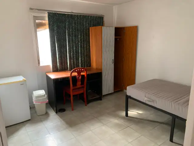 room for rent (donmills finch just beside seneca college)
