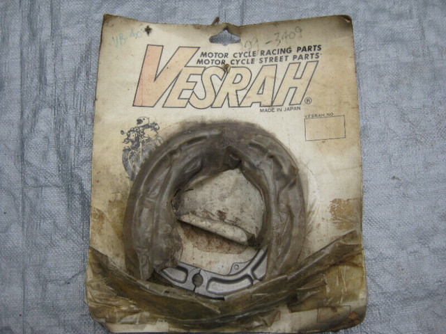 Vesrah Motorcycle Brake Shoe Set - $15.00 obo in Other Parts & Accessories in Kitchener / Waterloo - Image 2