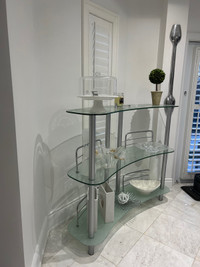  Glass shelves for kitchen or dining room 
