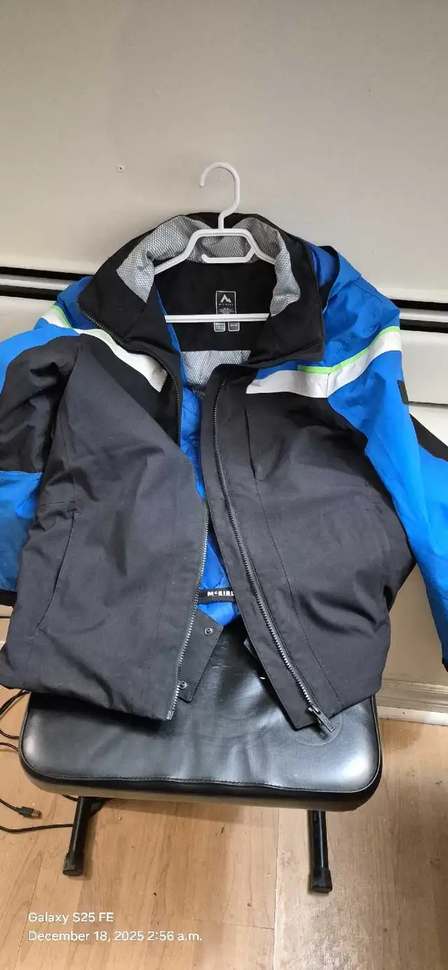 Mckinley Medium size winter ski jacket in Men's in City of Montréal - Image 5