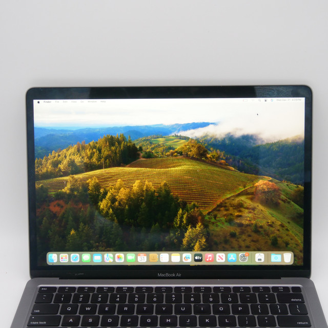 Apple 2020 MacBook Air (Core i5, 8GB RAM, 512GB SSD) dans Portables  à Longueuil/Rive Sud - Image 2