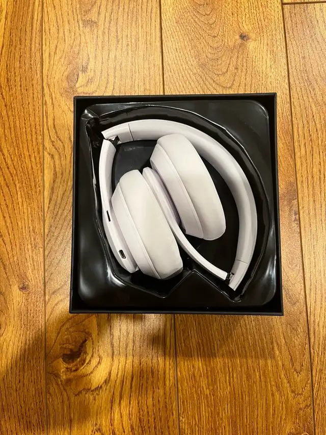 Beats Studio 3 in General Electronics in Oakville / Halton Region - Image 6