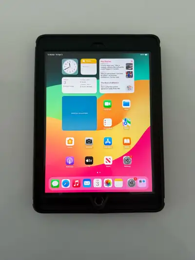 IPAD 6TH GEN 32GB 10/10 CONDITION $120 FIRM, View more