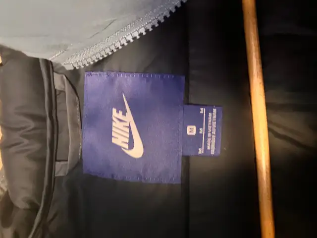 Brand new Nike puffer jacket in Men's in Mississauga / Peel Region - Image 5