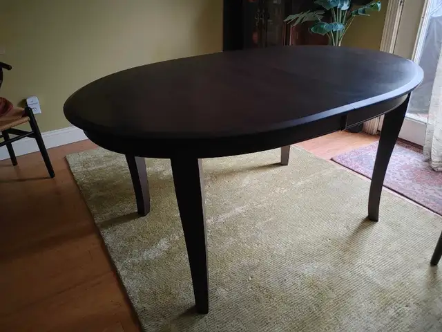 PRICE DROP  CANADIAN MADE SOLID MAPLE DINING TABLE in Dining Tables & Sets in Kingston - Image 3