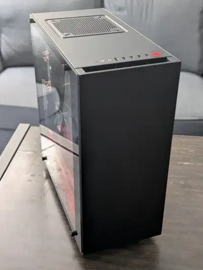 My kid selling his desktop, good for 1080p gaming, streaming, and everyday productivity. A solid set...