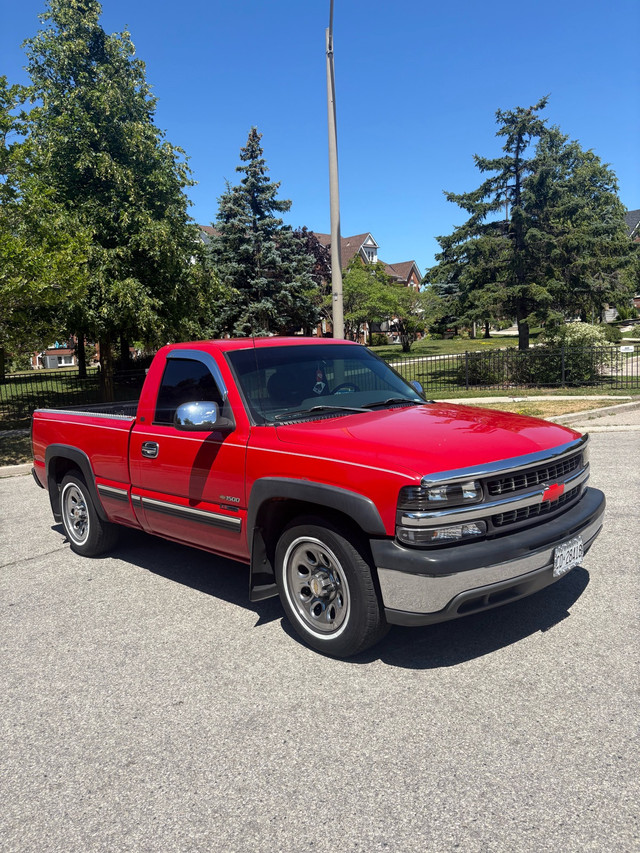 2000 Chevy Silverado  in Cars & Trucks in City of Toronto - Image 2
