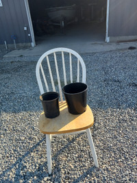 New & Used pots from 1-5 gallon(starting at .10)