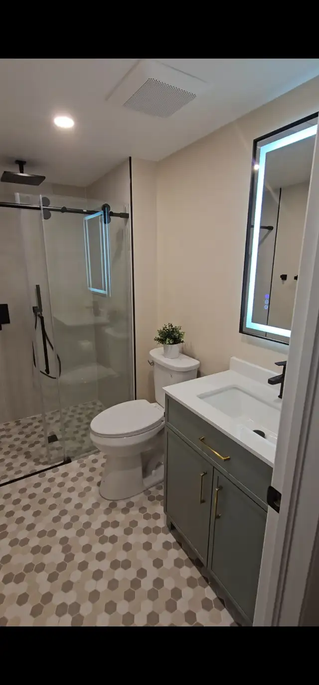 Tile installers available for projects486353610684518400