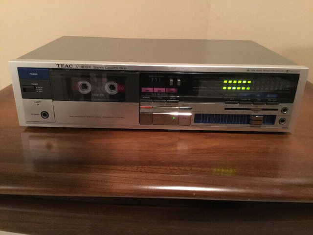 TEAC V-400X STEREO CASSETTE DECK in Stereo Systems & Home Theatre in Mississauga / Peel Region